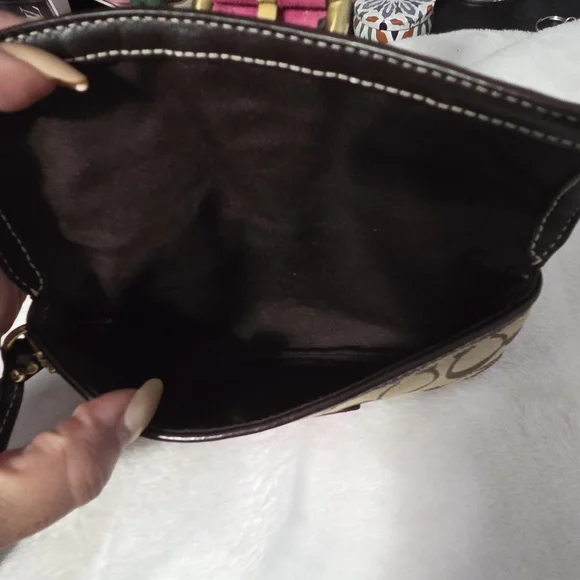 Coach Clutch, purple And Brown. - Picture 7 of 10